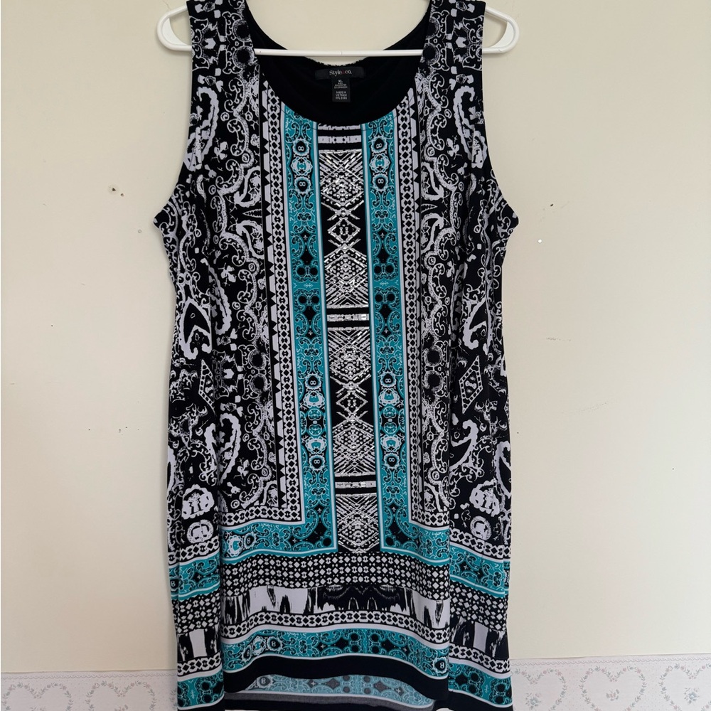 Tunic length summer tank